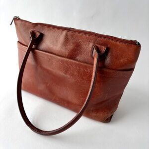 Hobo handbag